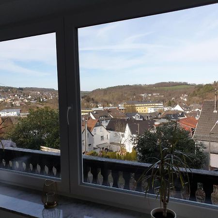 Schöne Wohnung über Wissen Exterior foto